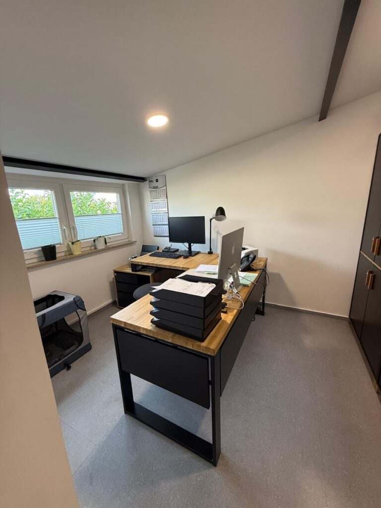 Biuro na poddaszu zrealizowane dla Klienta z Niemiec