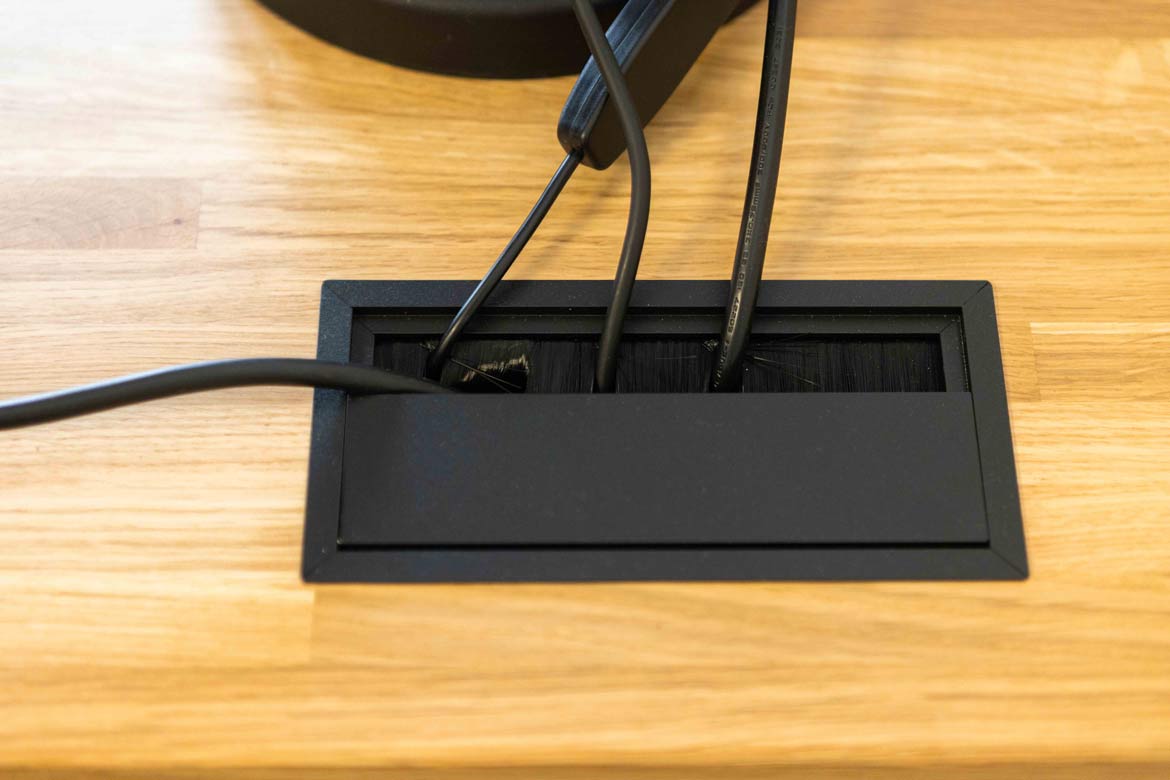 Wyposażenie siedziby Quantum Innovations Sp. z o.o. w Piotrkówku Małym