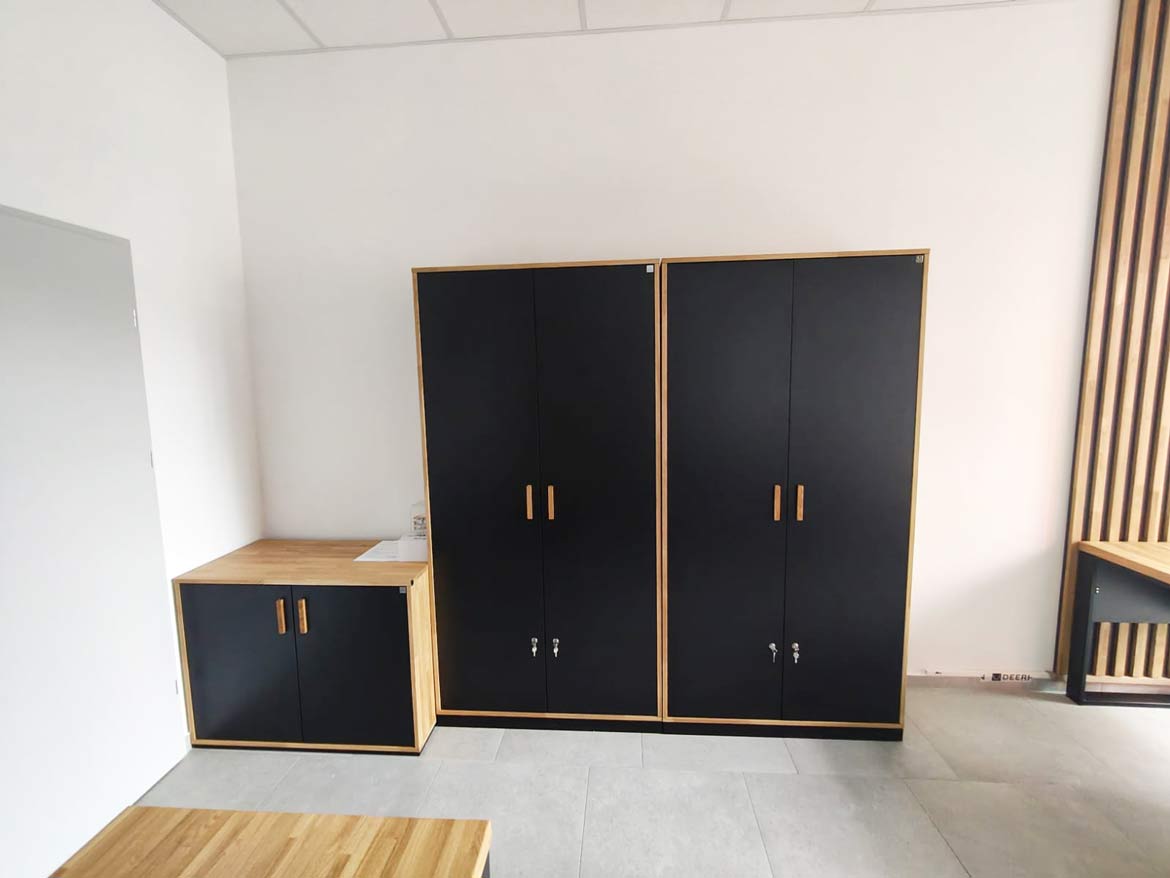 biuro ubezpieczeniowe realizacja