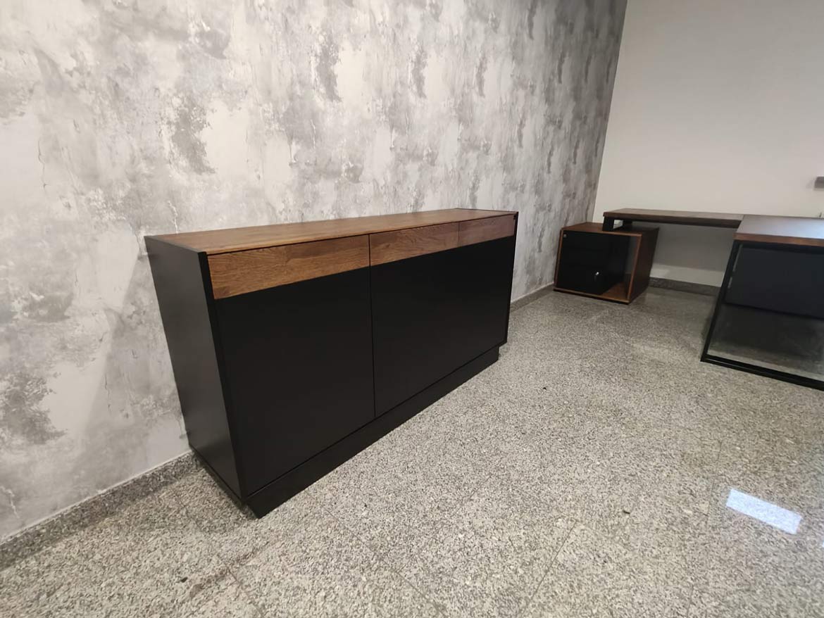 Biuro w kolorze cuban cigaro dla firmy Żwir Trans