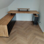 Duże narożne biurko regulowane dla Pana Mateusza spod Warszawy