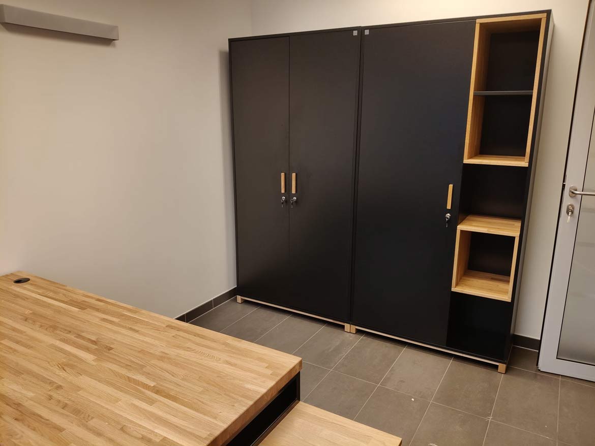 Meble do biura kancelarii adwokackiej w Krakowie