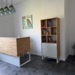 Meble do strefy recepcyjnej do gabinetu psychiatryczno-terapeutycznego we Wrocławiu
