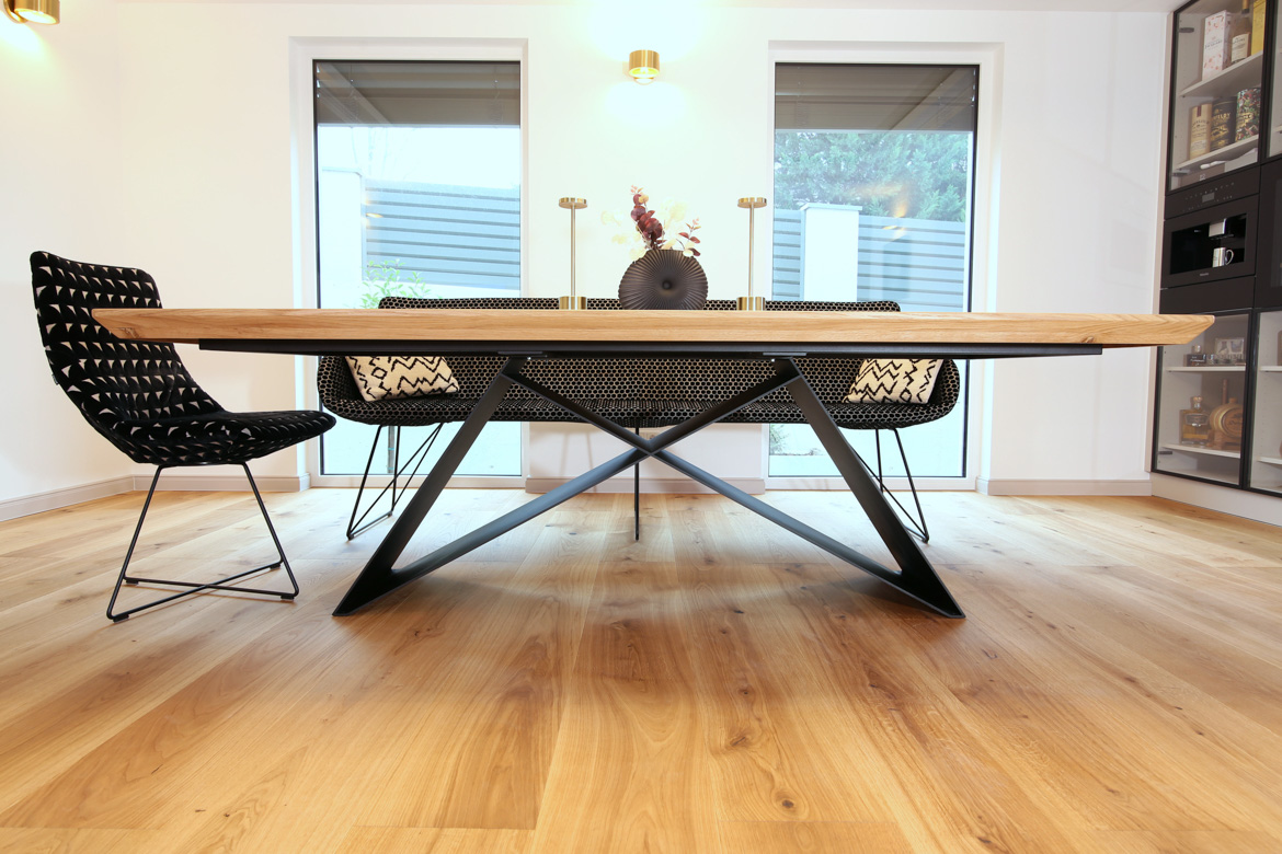 stół do jadalni dla Klienta z Niemiec