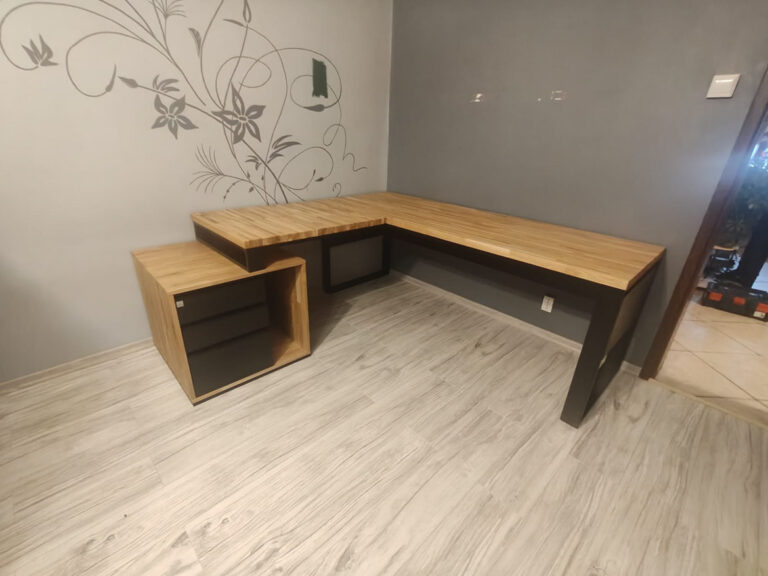 Biurko narożne z kontenerkiem dla Pana Sebastiana z Będzina obok Dąbrowy Górniczej