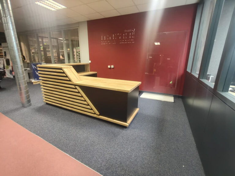 Lada recepcyjna dla IDENTICA - Lackkultur w Niemczech