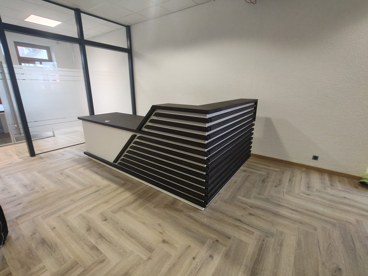 Lada recepcyjna dla Staudacher & Baganz Immobilien GbR w Bad Waldsee (Niemcy)