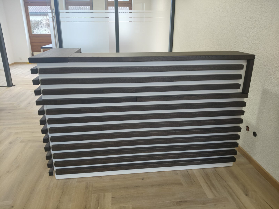 Lada recepcyjna dla Staudacher & Baganz Immobilien GbR w Bad Waldsee (Niemcy)