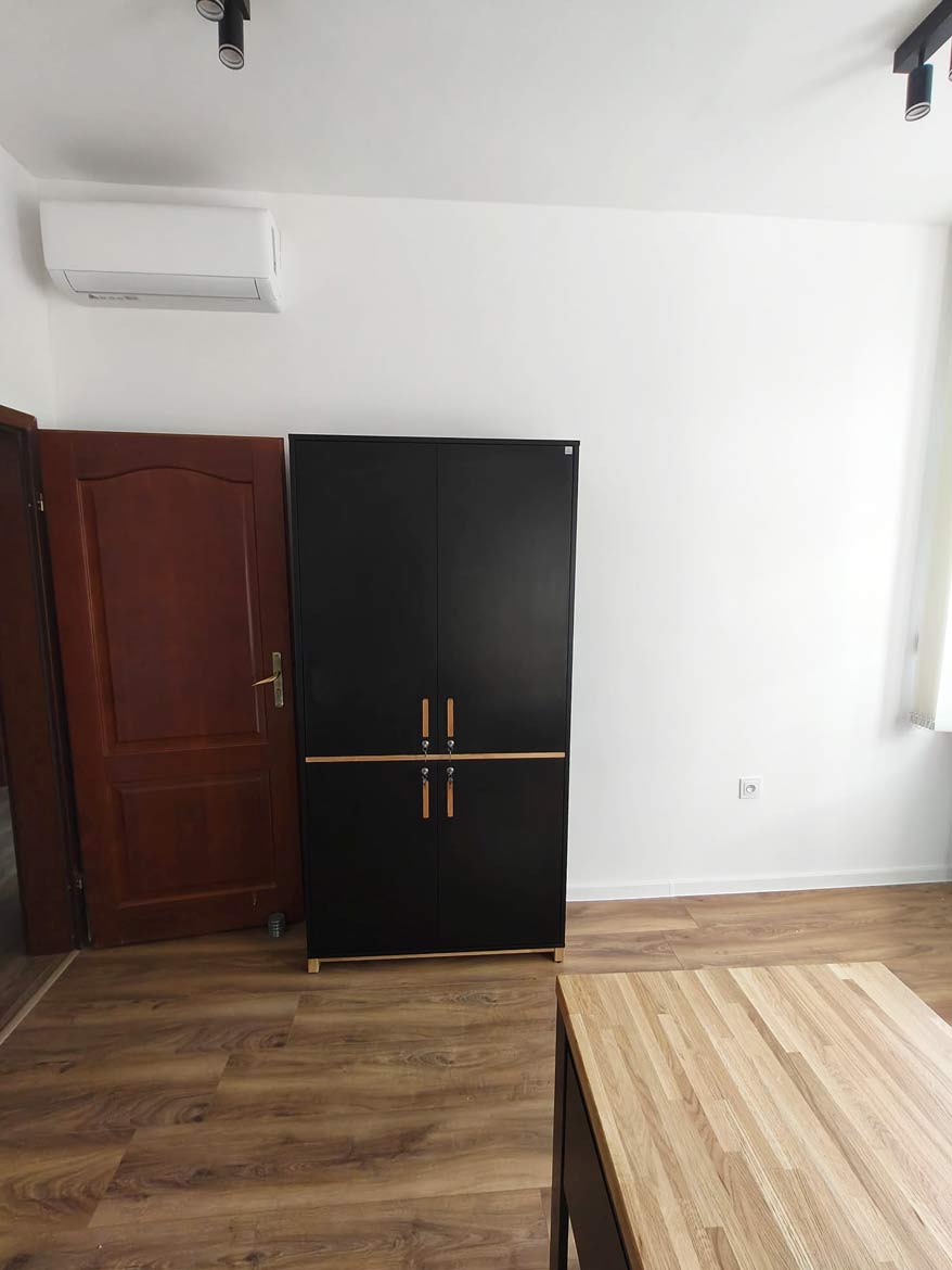 Szafa biurowa dla firmy budowlanej z Warszawy