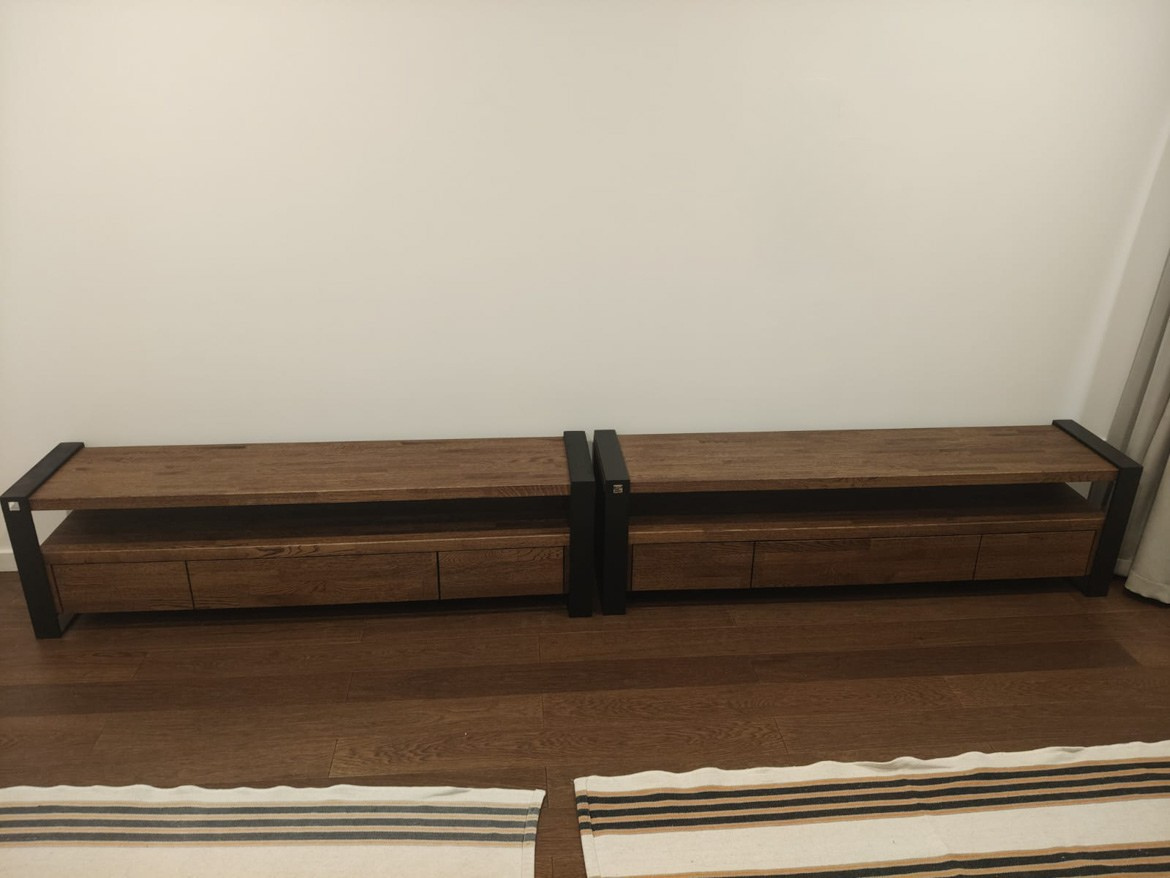 Dwie szafki RTV w kolorze drewna cuban cigaro do mieszkania Pani Lucyny w Lublinie