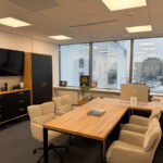 Wyposażenie gabinetu zarządu i strefy spotkań dla Smart InTech sp. z o.o. w Warszawie