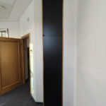 Zabudowa sejfu na wymiar dla firmy Info Ekspert w Warszawie