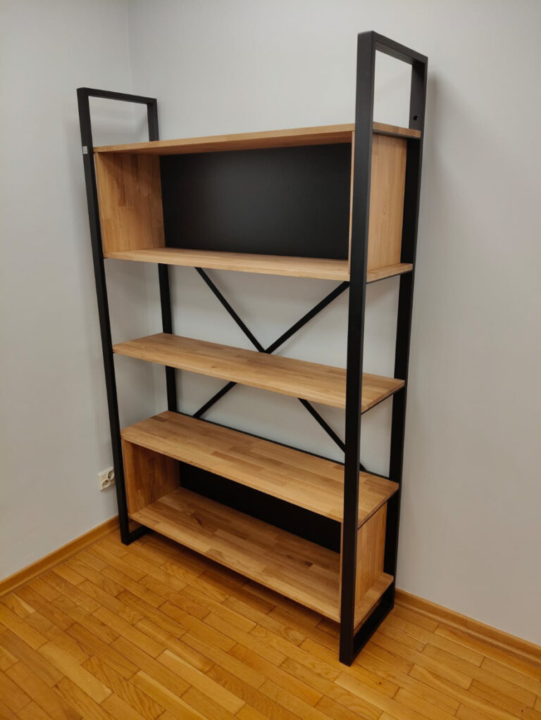 Regał na pięć półek do instytucji publicznej w Zielonej Górze