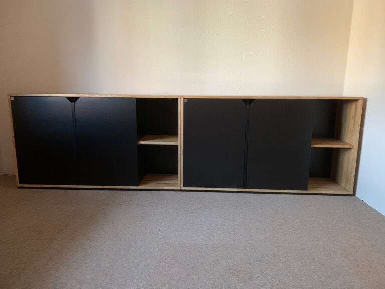 Komody biurowe wykonane dla klienta biznesowego z Niemiec