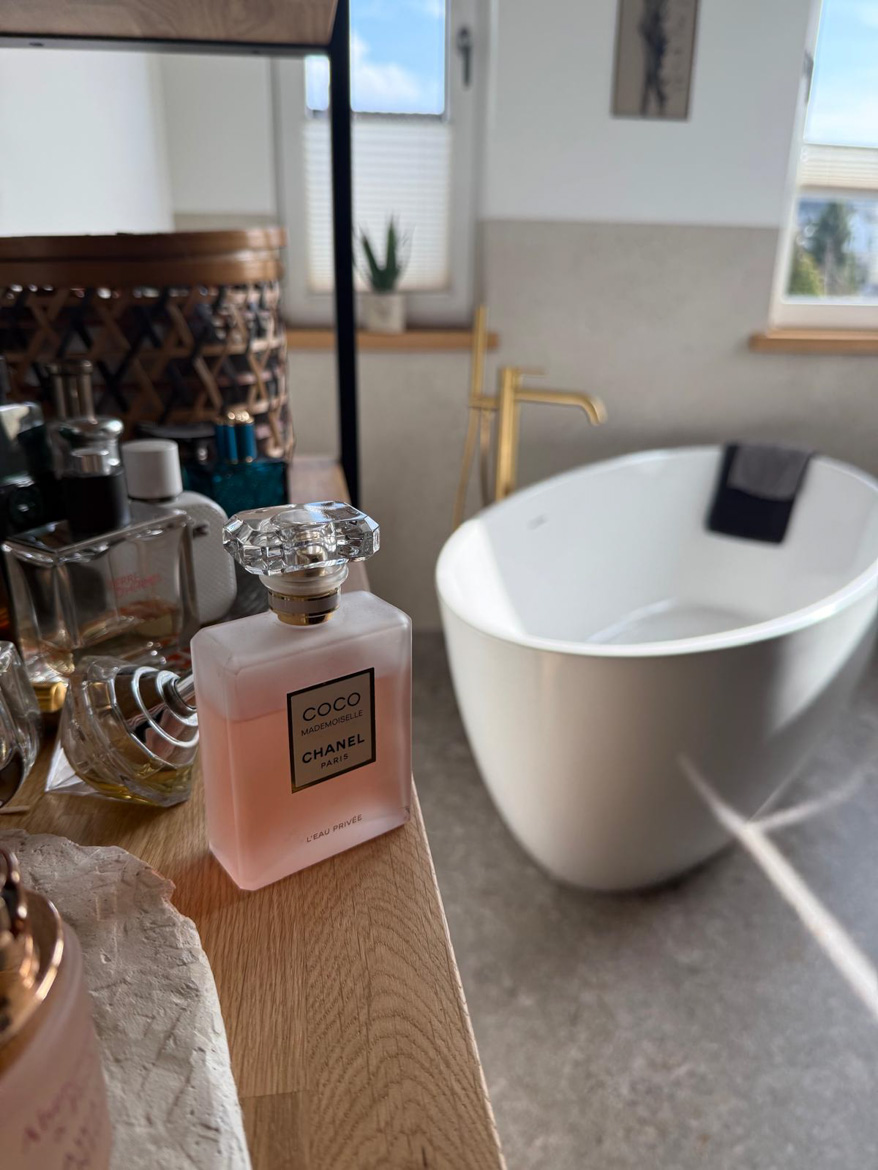 Regał Deerhorn jako element aranżacji łazienki dla Pani Natalii w Gdańsku