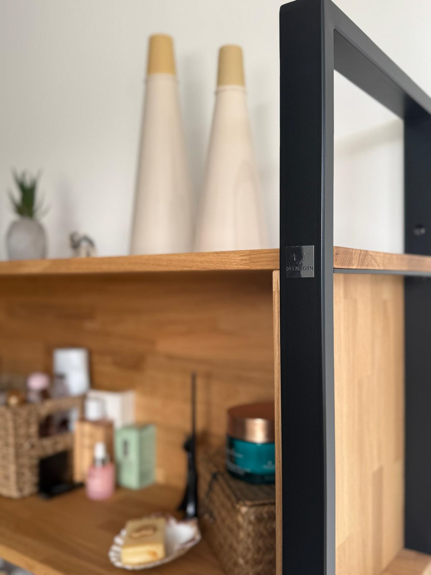 Regał Deerhorn jako element aranżacji łazienki dla Pani Natalii w Gdańsku