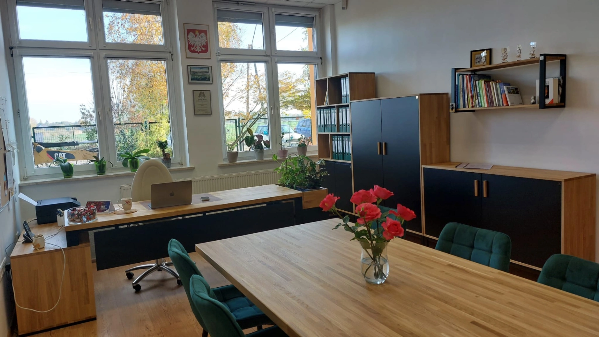 Wyposażenie gabinetu dyrektora dla Pani Joanny