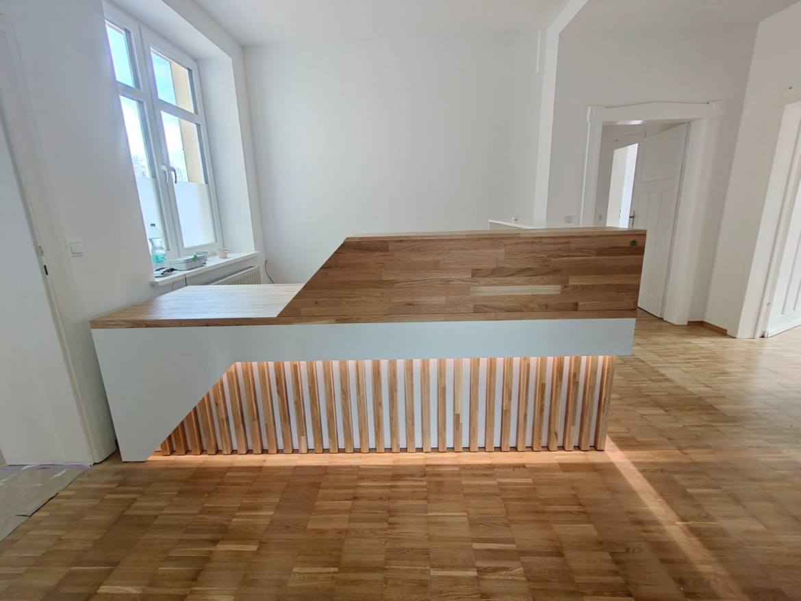 Lada recepcyjna do gabinetu terapeutycznego w Hoya (Niemcy)