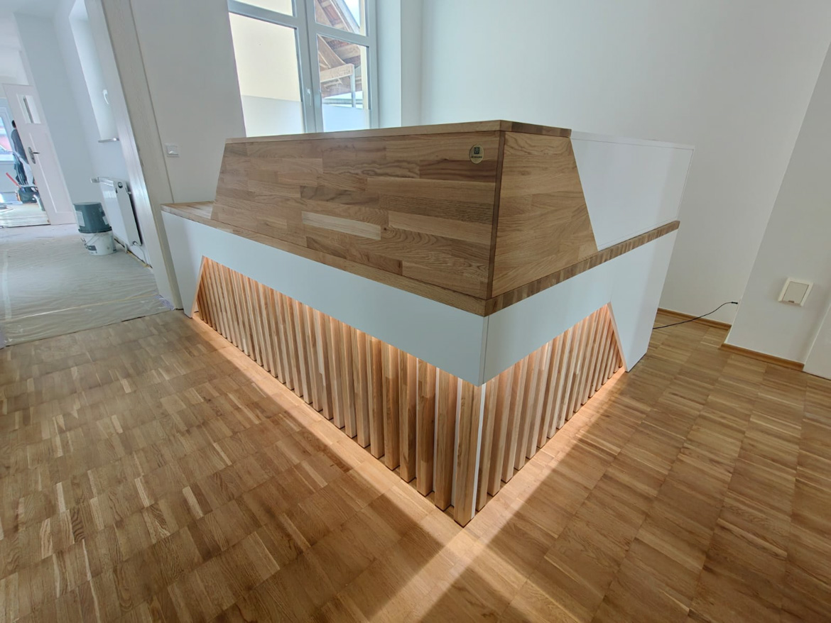 Lada recepcyjna do gabinetu terapeutycznego w Hoya (Niemcy)