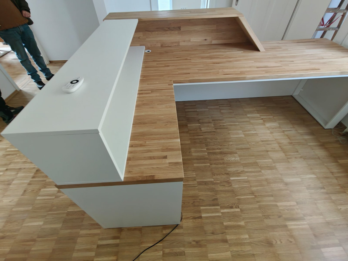 Lada recepcyjna do gabinetu terapeutycznego w Hoya (Niemcy)