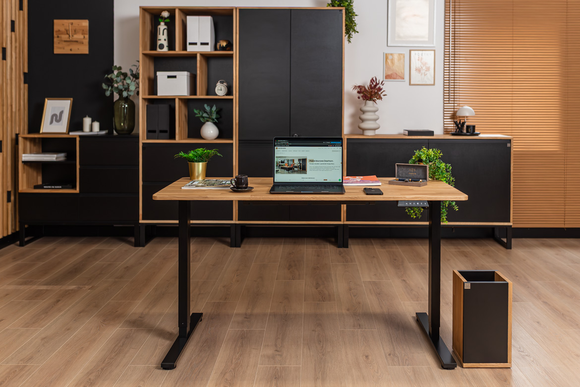 biurko-sit-stand-drewniane biurko sit stand drewniane