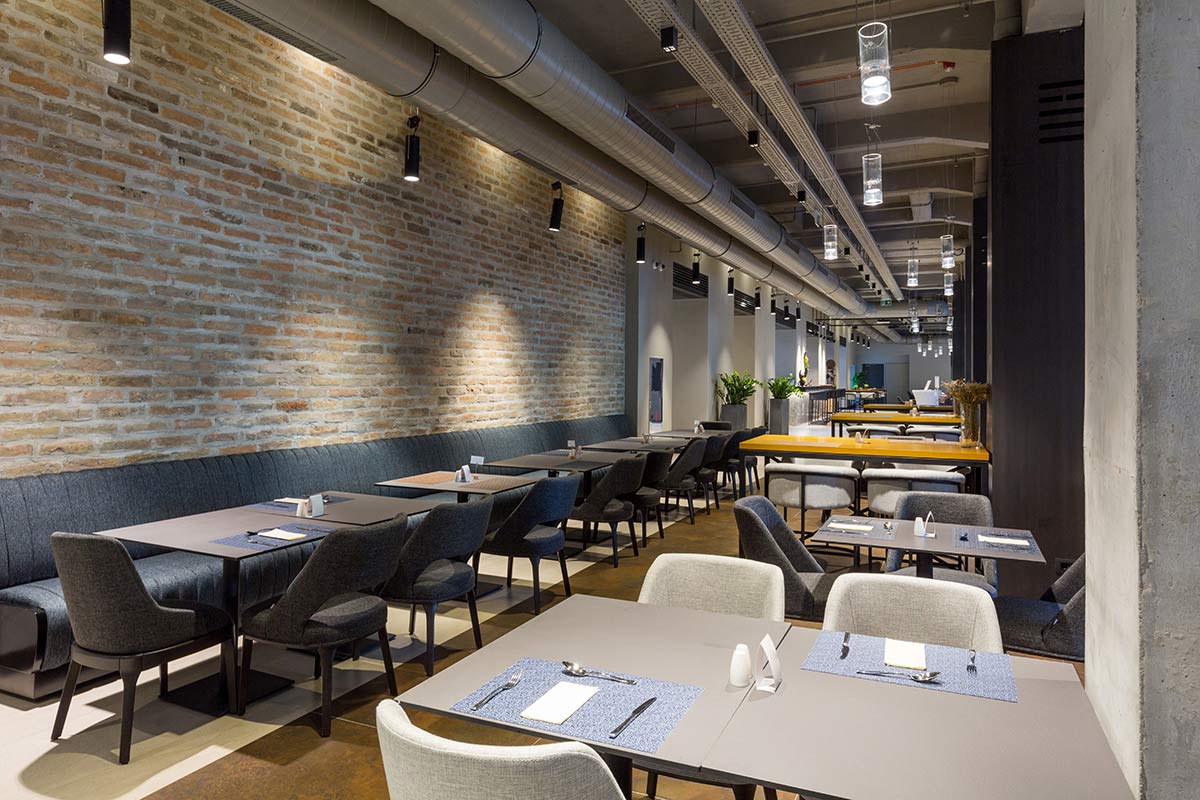 hotele restauracje